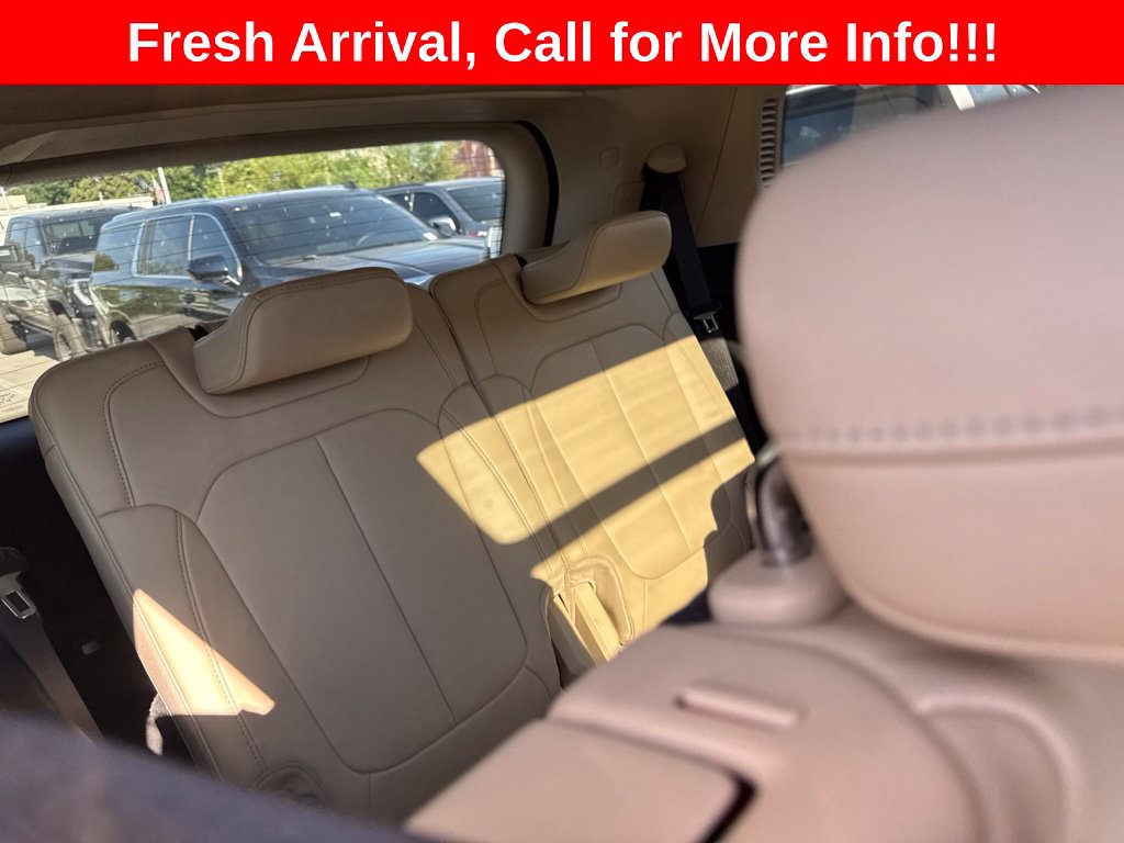Used 2021 Jeep Grand Cherokee L Limited w/ Trailer Tow Package AWD/4WD image 16