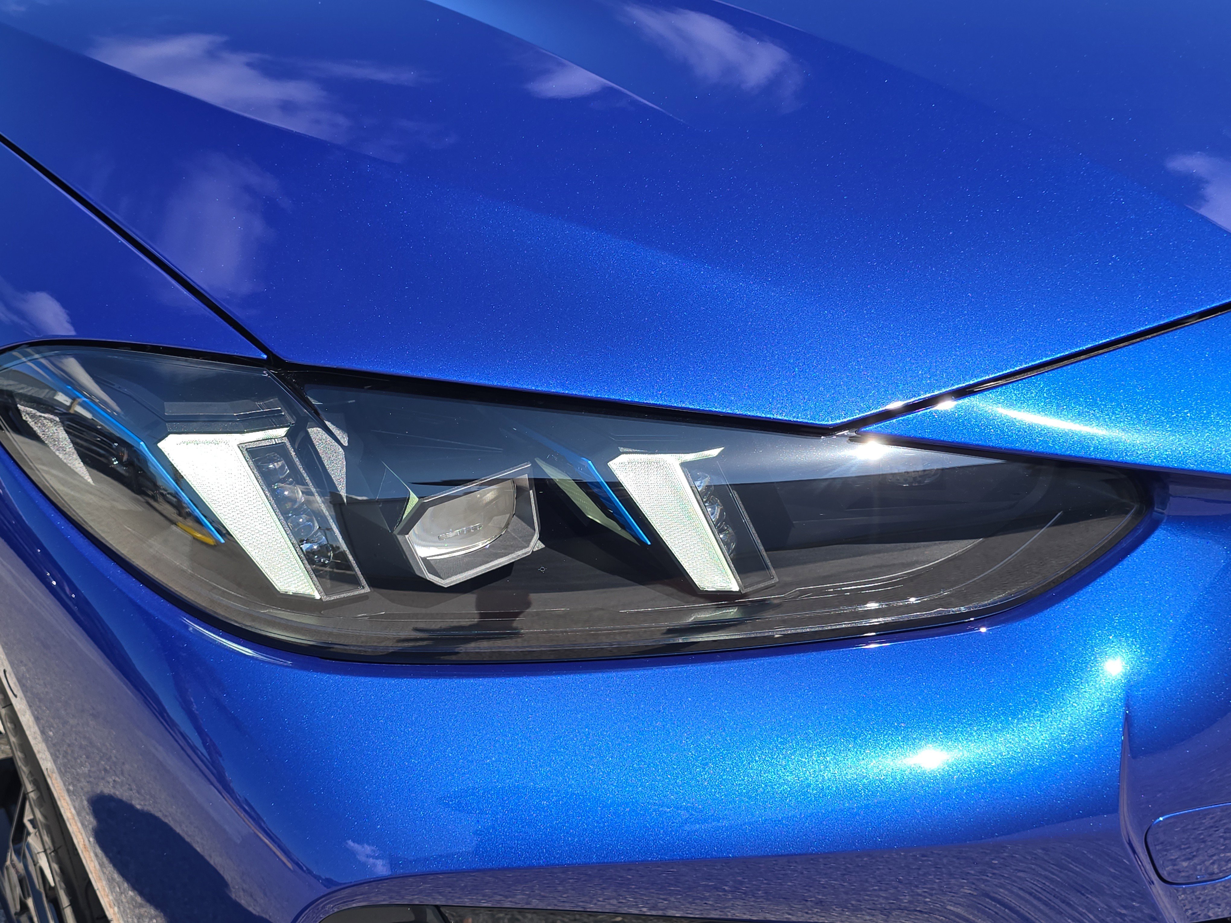 New 2026 BMW 430i Coupe w/ M Sport Package image 8