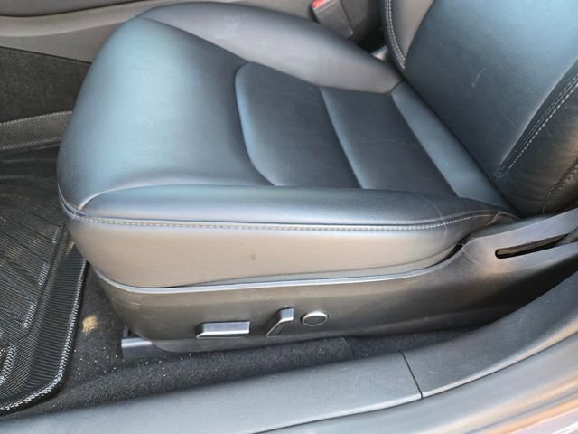 Used 2023 Tesla Model 3 Standard Range image 12