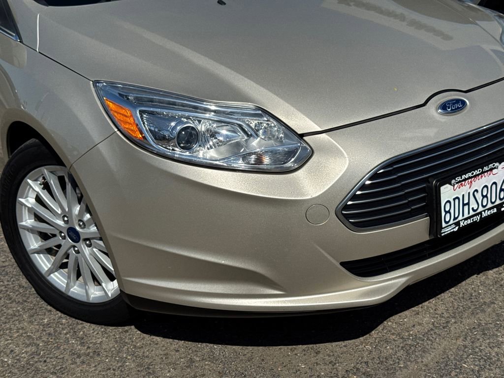 Used 2017 Ford Focus Electric Hatchback image 6