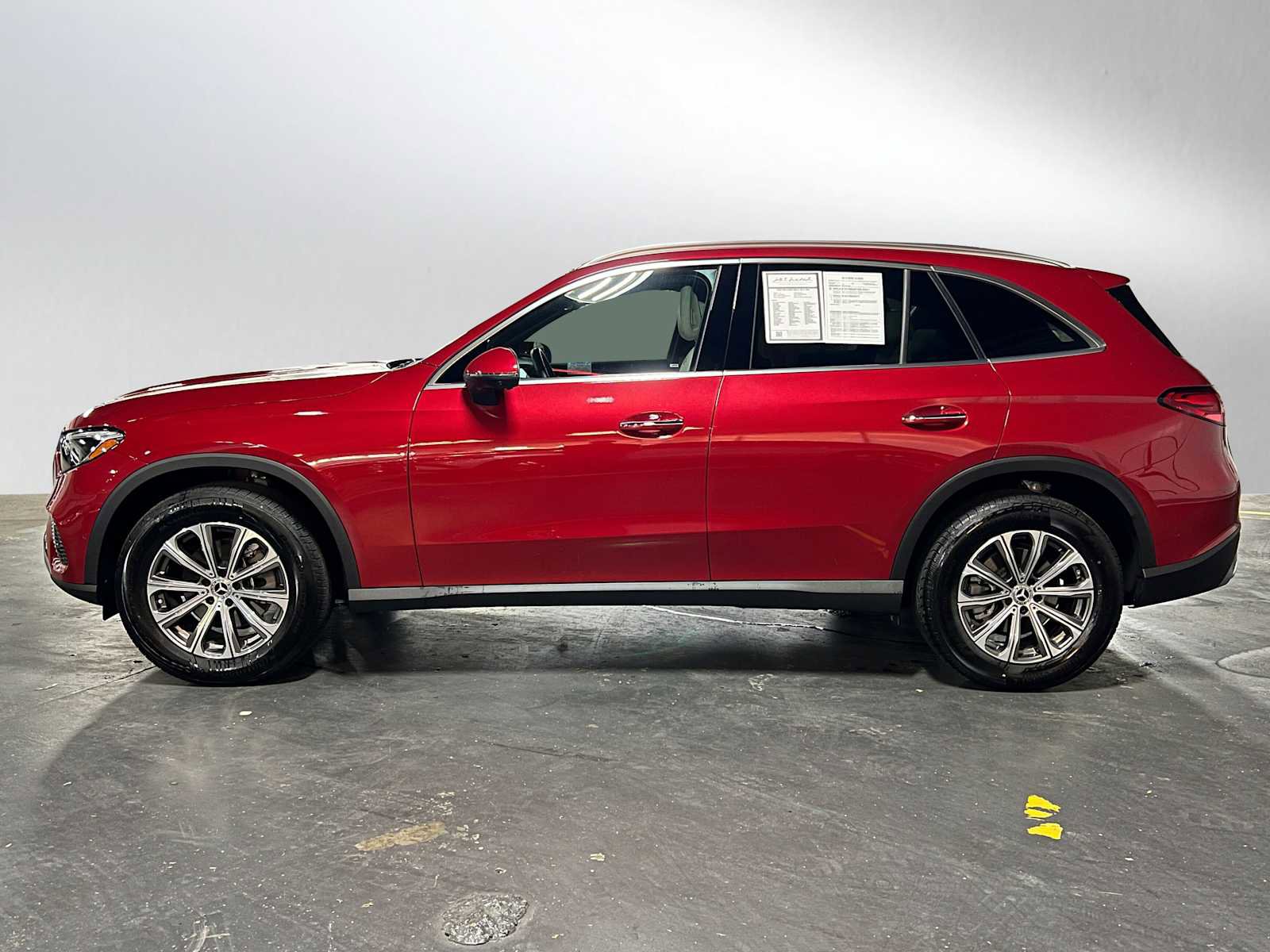 Certified 2025 Mercedes-Benz GLC 300 4MATIC image 6