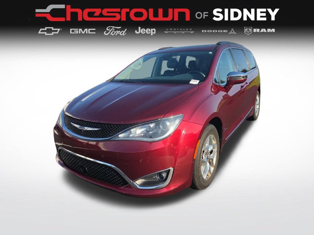 Used 2017 Chrysler Pacifica Limited w/ UConnect Theater Package