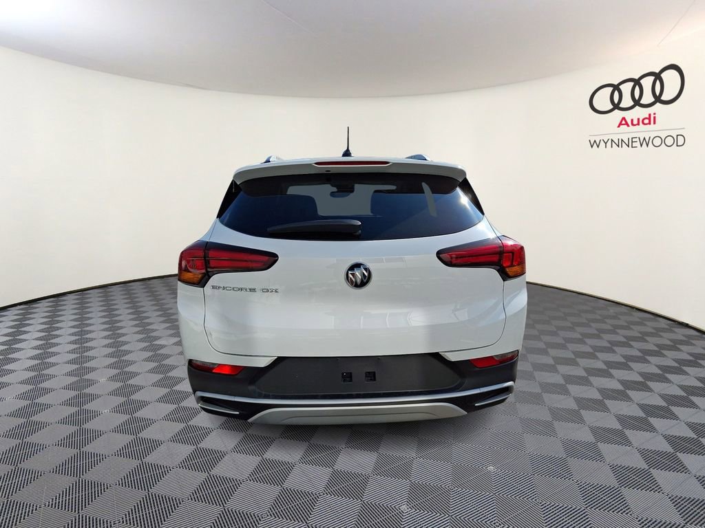 Used 2021 Buick Encore GX Select image 5