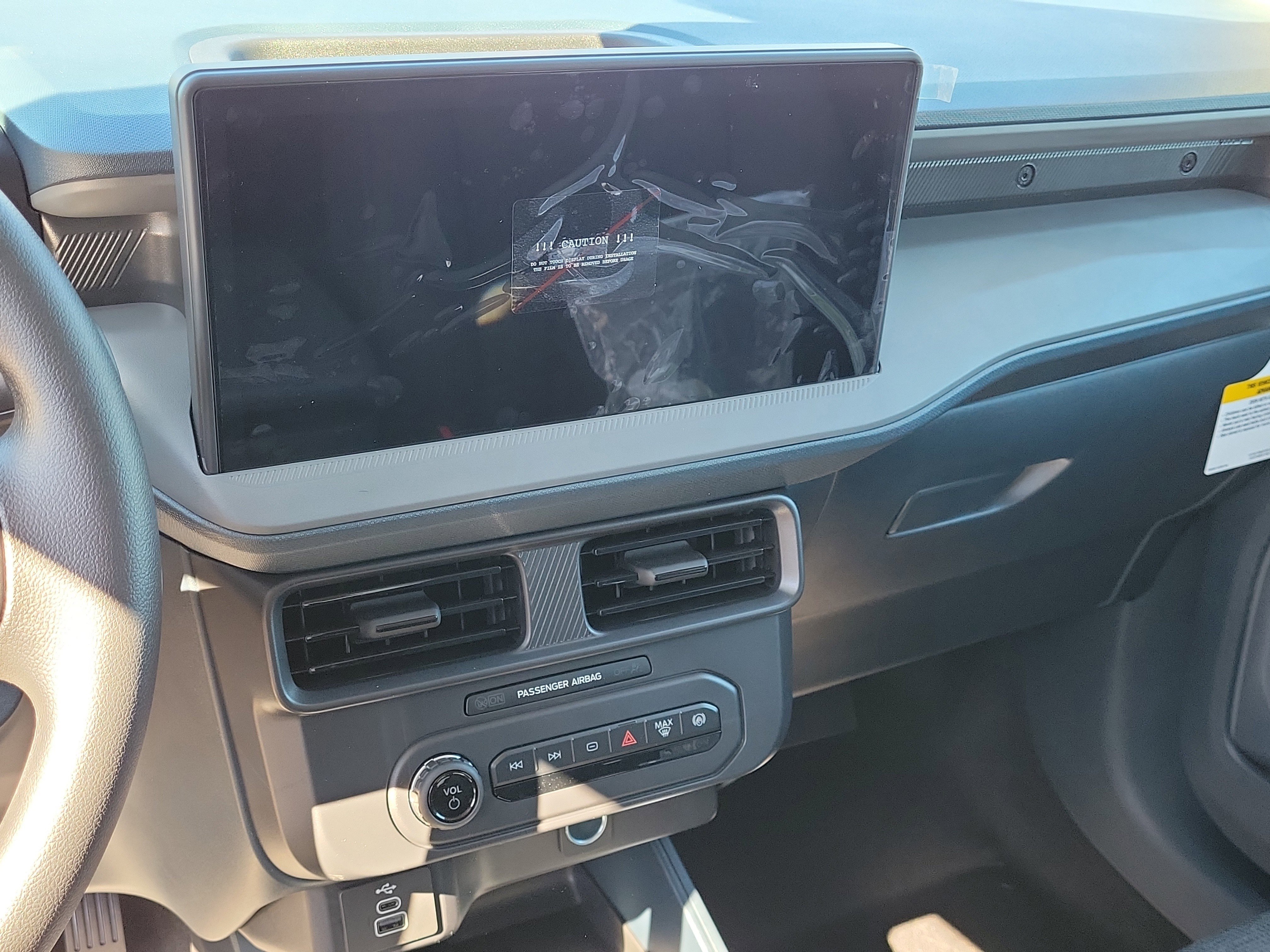 New 2026 Ford Maverick XL image 16