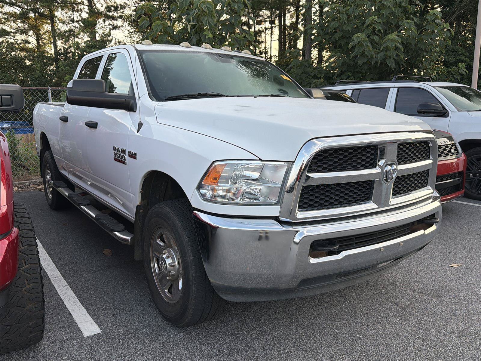 Used 2014 RAM 3500 Tradesman w/ Chrome Appearance Group AWD/4WD image 3