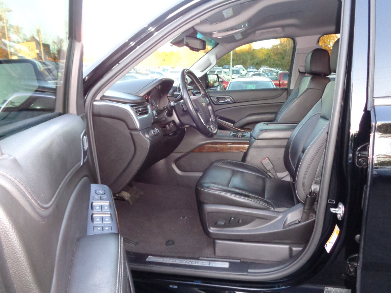 Used 2019 Chevrolet Tahoe LT image 15