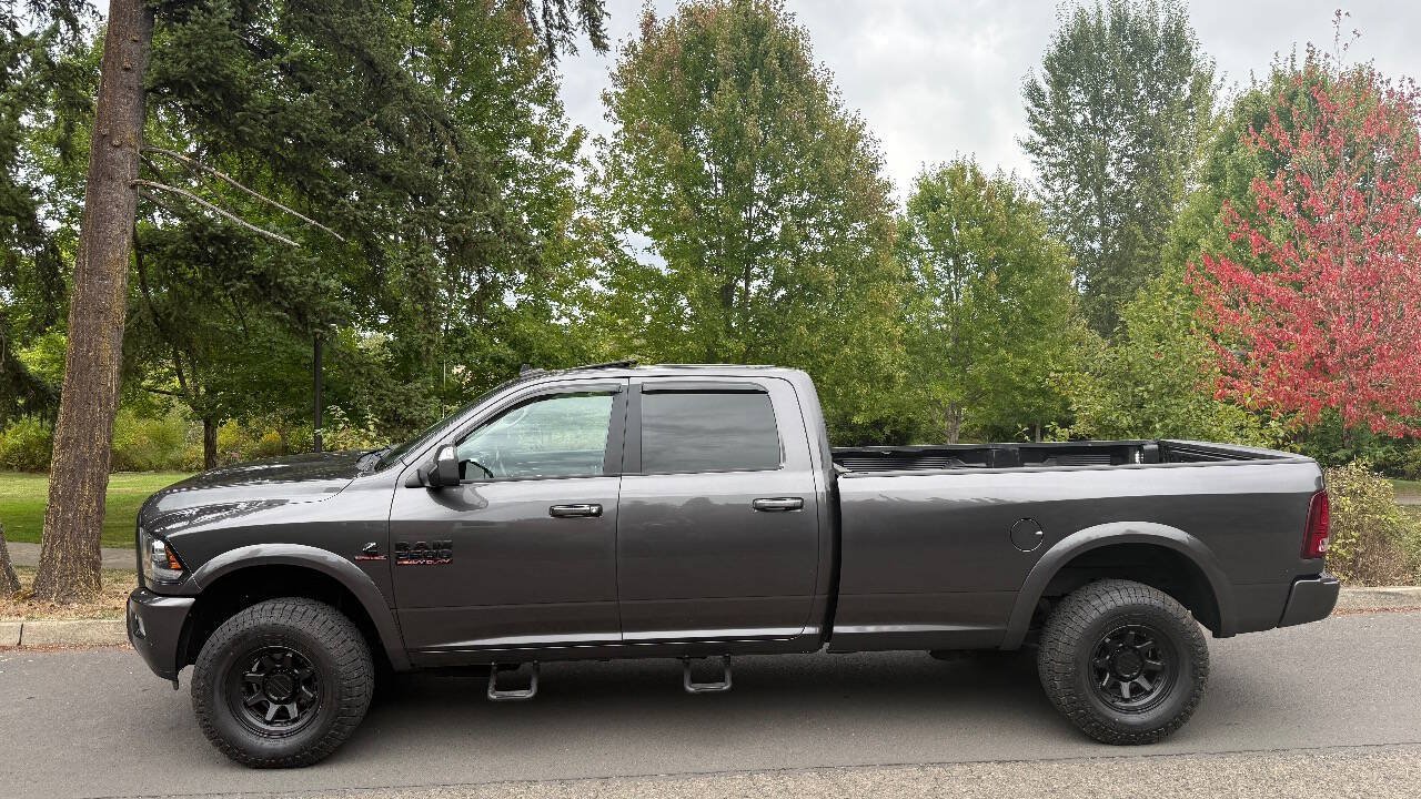 Used 2018 RAM 2500 Laramie w/ Sport Appearance Group AWD/4WD image 4