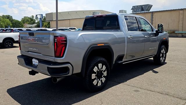 New 2026 GMC Sierra 2500 Denali w/ Denali Reserve Package AWD/4WD image 9