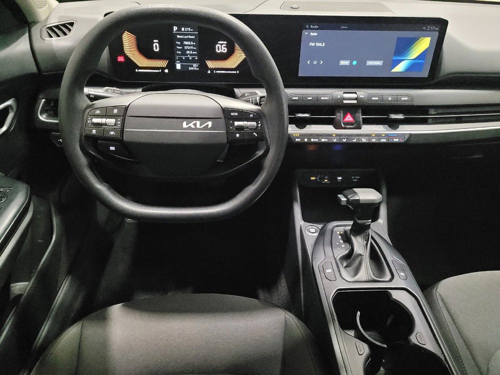 Used 2025 Kia K4 FWD image 22