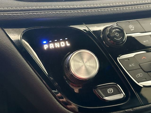 Used 2019 Chrysler Pacifica Limited w/ S Appearance Package image 18