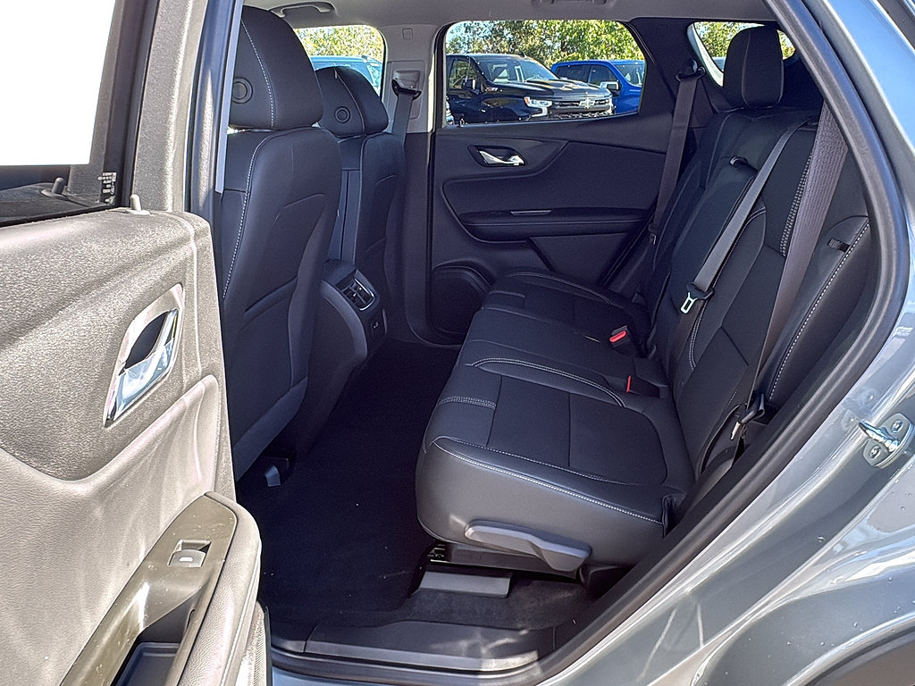 New 2026 Chevrolet Blazer LT AWD/4WD image 12