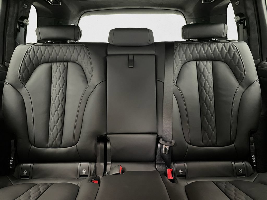 New 2027 BMW X7 M60i AWD/4WD image 12