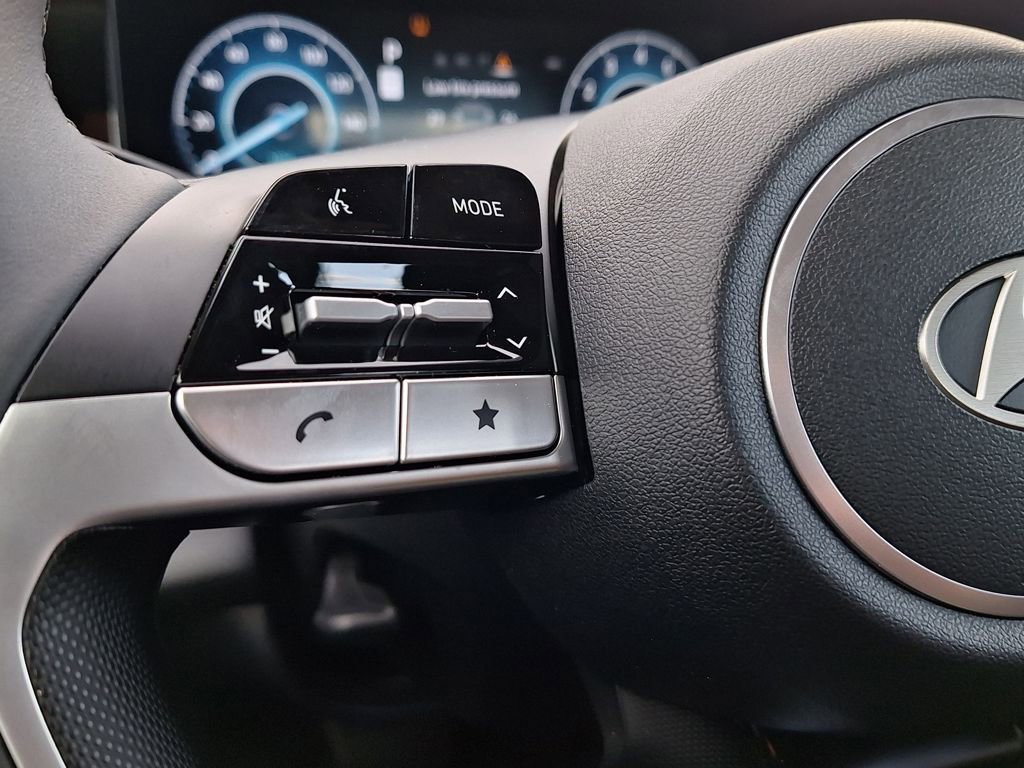 Used 2024 Hyundai Elantra SEL w/ Convenience Package image 15