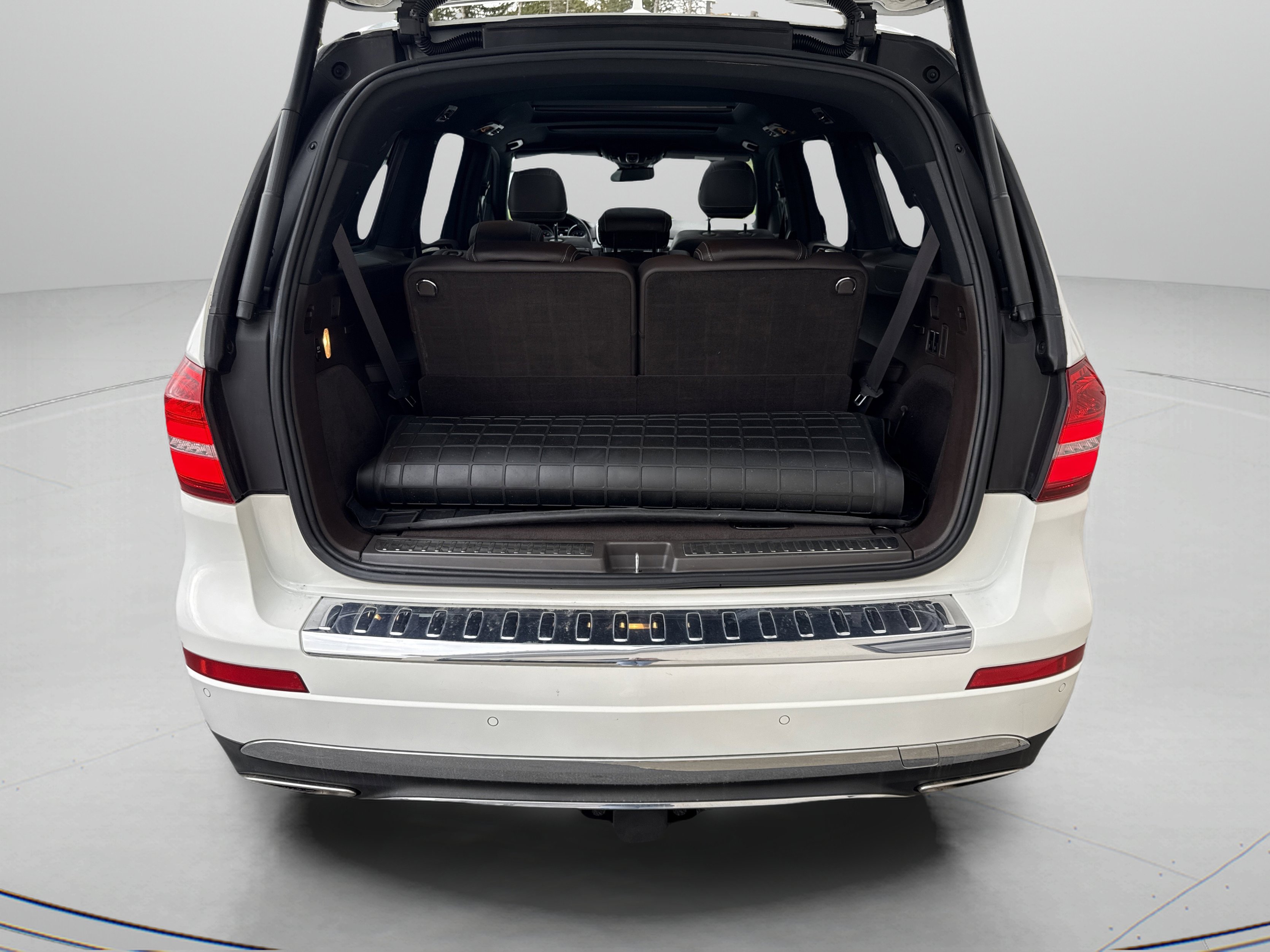 Used 2019 Mercedes-Benz GLS 450 4MATIC image 7