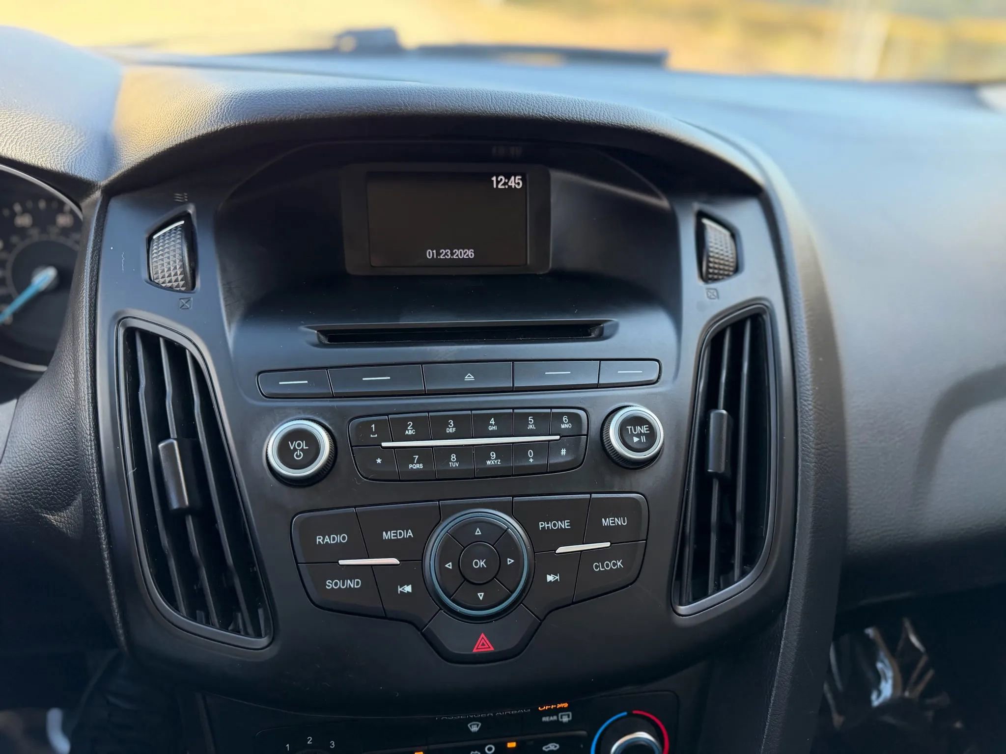 Used 2017 Ford Focus S image 23