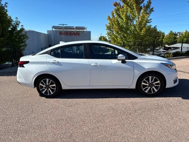 Used 2023 Nissan Versa SV FWD image 8