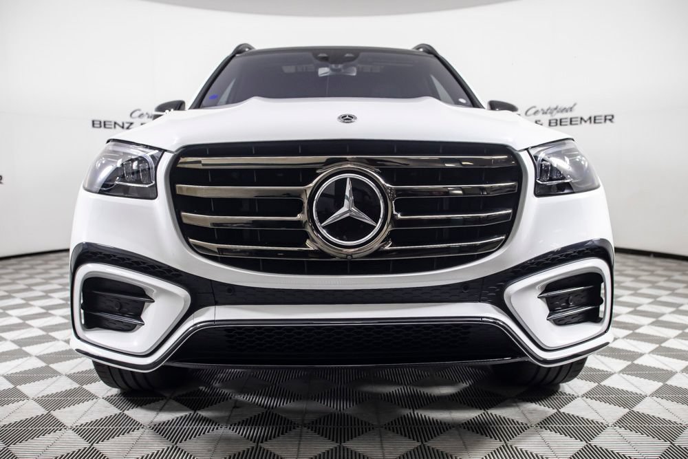 Used 2026 Mercedes-Benz GLS 580 4MATIC image 5