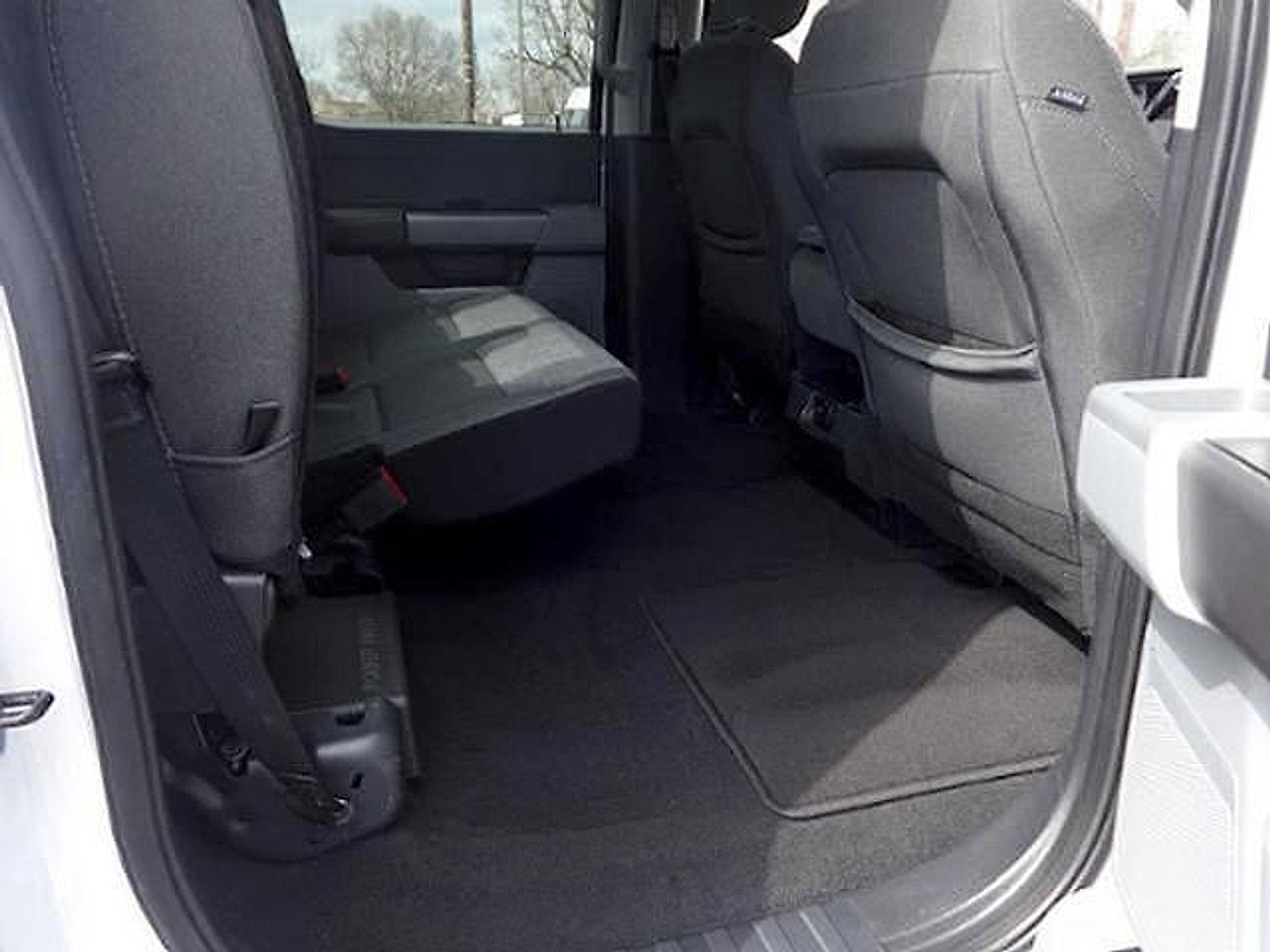 Used 2025 Ford F350 XLT image 11