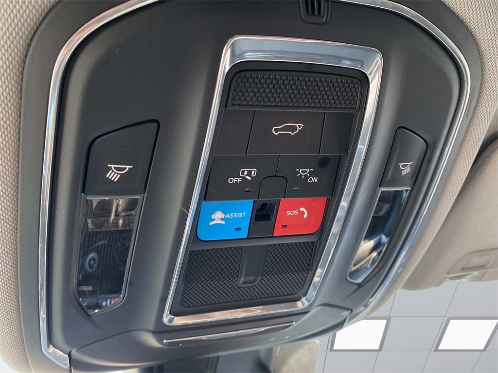 Used 2023 Jeep Grand Cherokee L Laredo w/ Luxury Tech Group I image 37