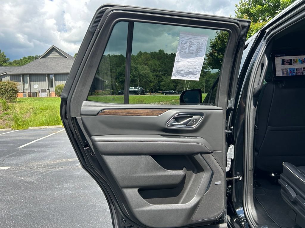 Used 2024 Chevrolet Tahoe Premier w/ Advanced Technology Package AWD/4WD image 60