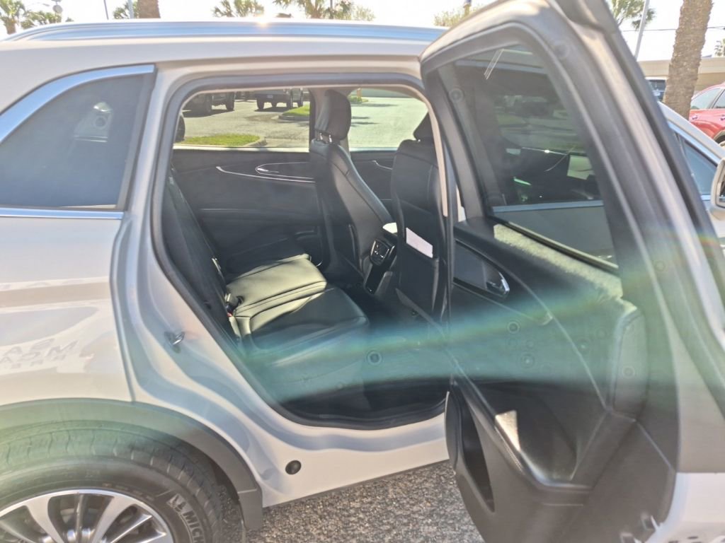 Certified 2023 Lincoln Nautilus FWD w/ Premium Package image 19