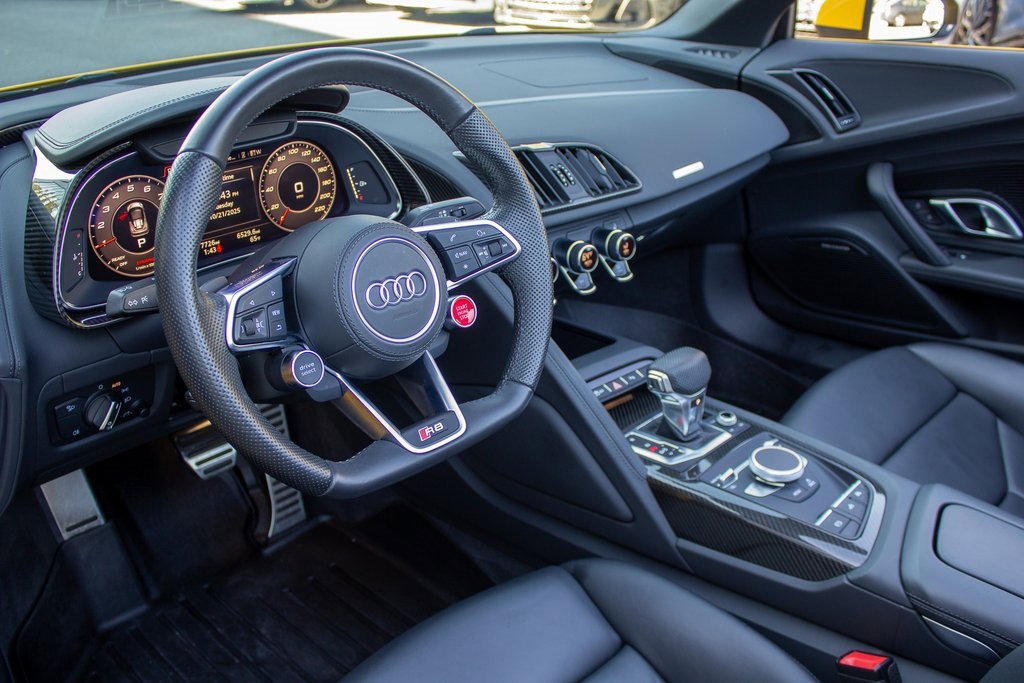 Used 2021 Audi R8 V10 image 11
