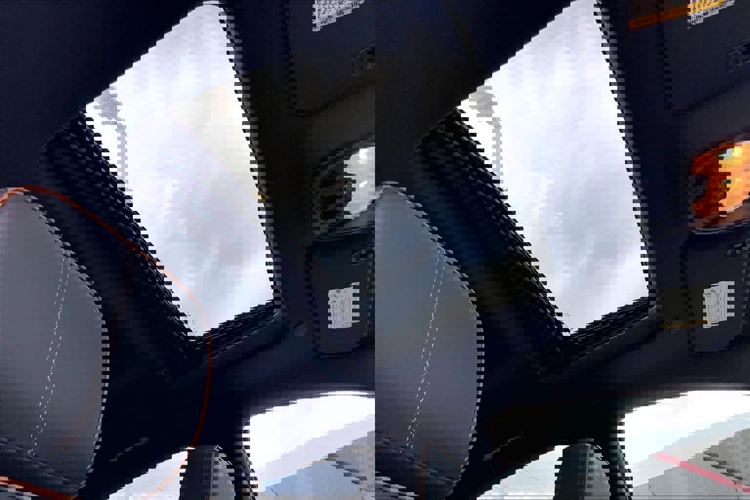 Used 2024 GMC Canyon AT4 w/ Technology Package image 14