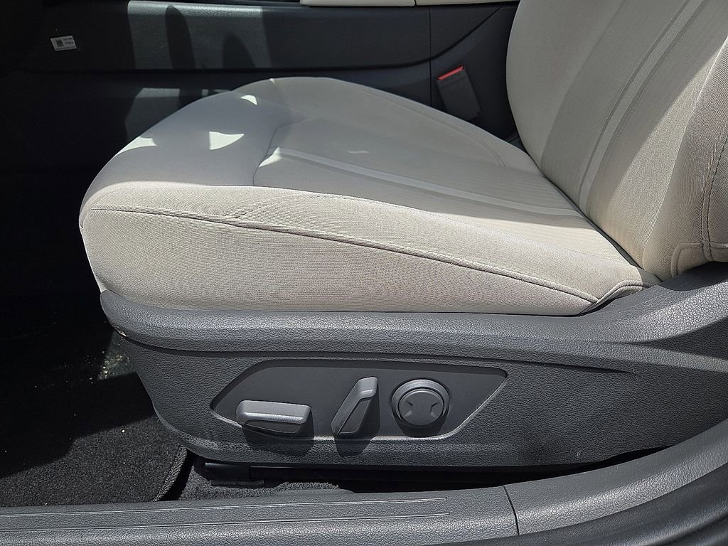 Used 2025 Hyundai Sonata SEL FWD image 22