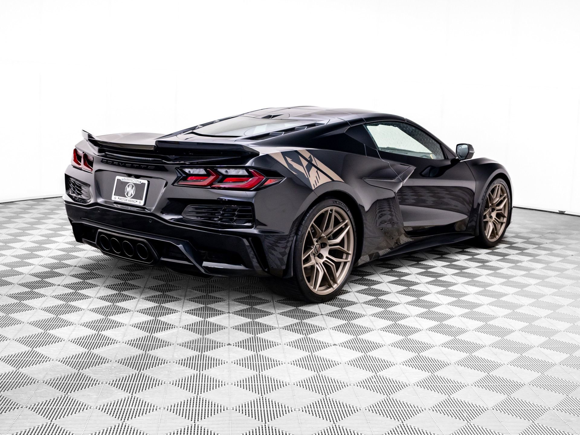 Used 2025 Chevrolet Corvette Z06 RWD image 5