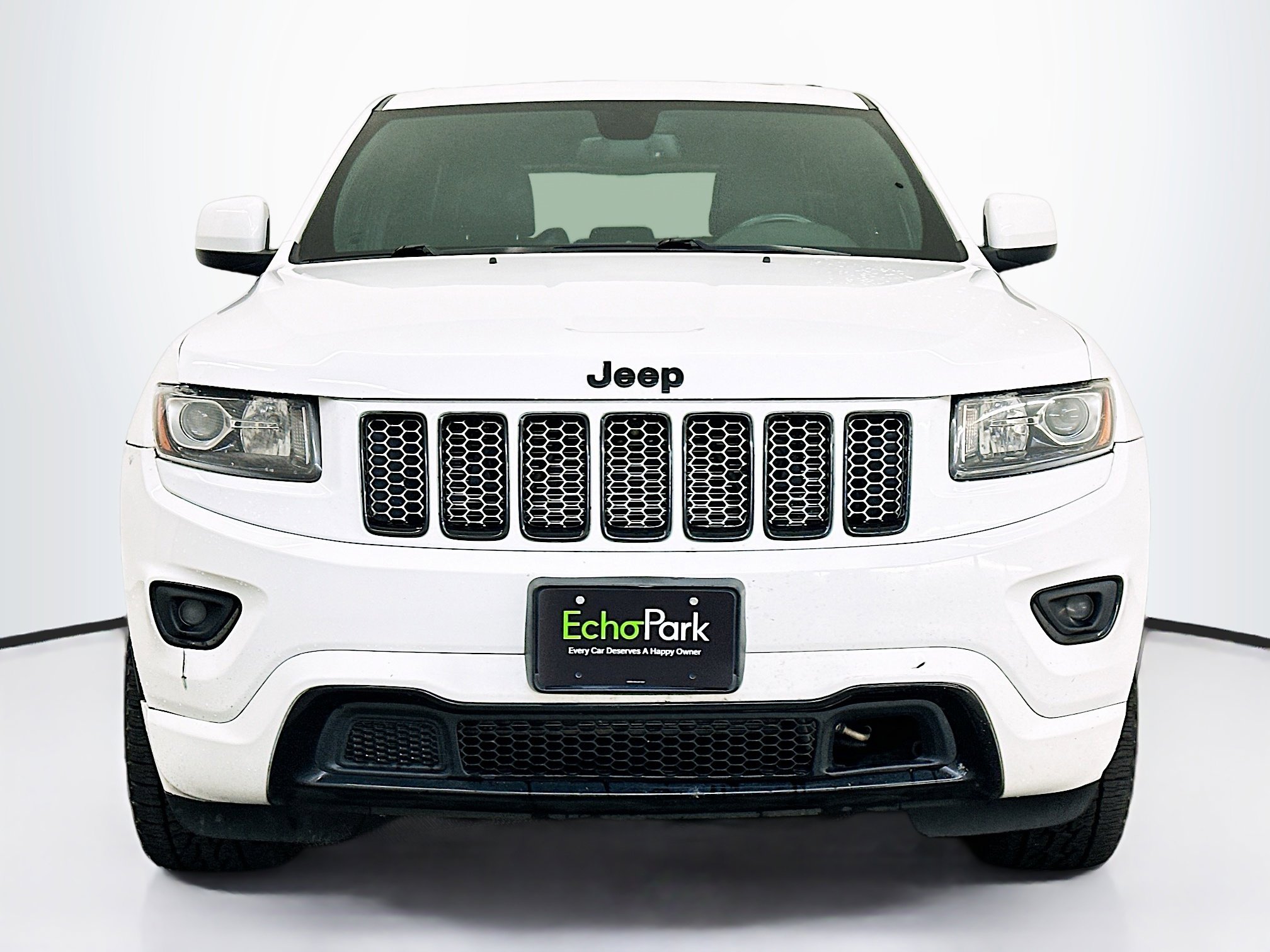 Used 2015 Jeep Grand Cherokee Altitude image 2