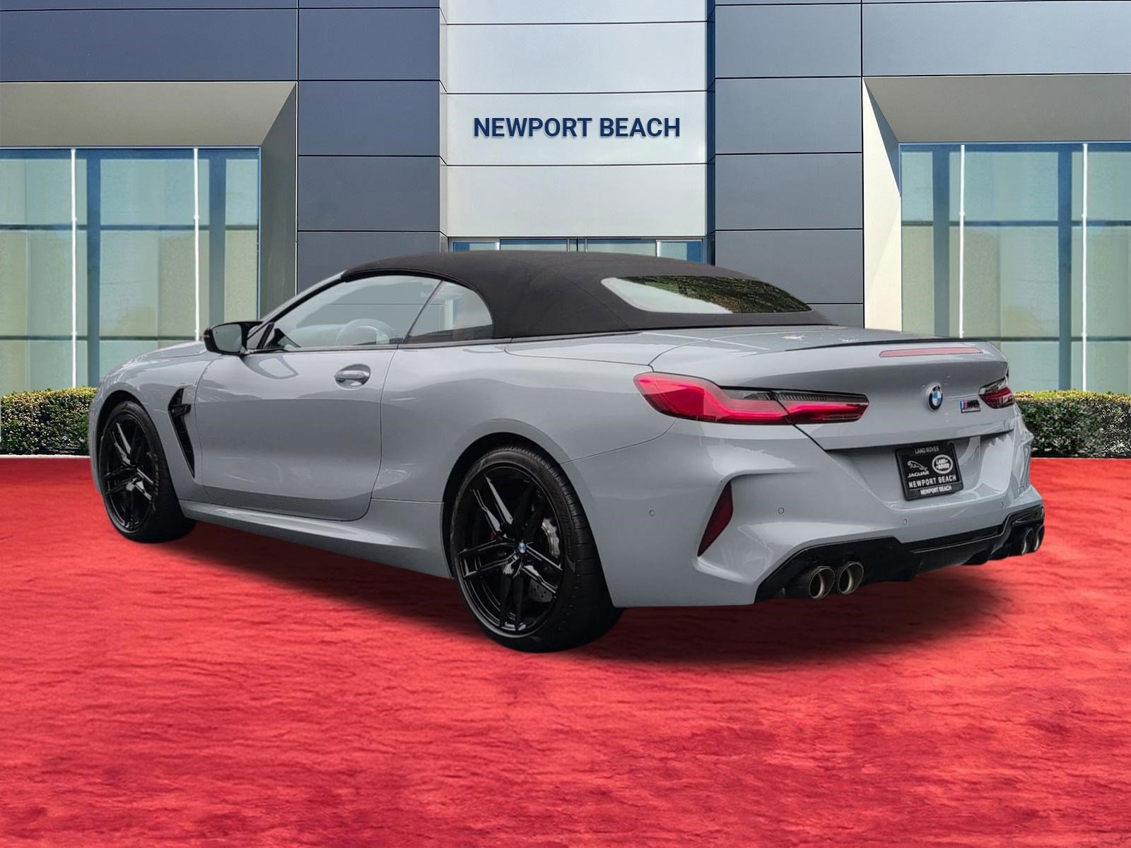 Used 2025 BMW M8 Competition image 3