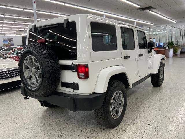 Used 2017 Jeep Wrangler Unlimited Rubicon w/ Connectivity Group image 4