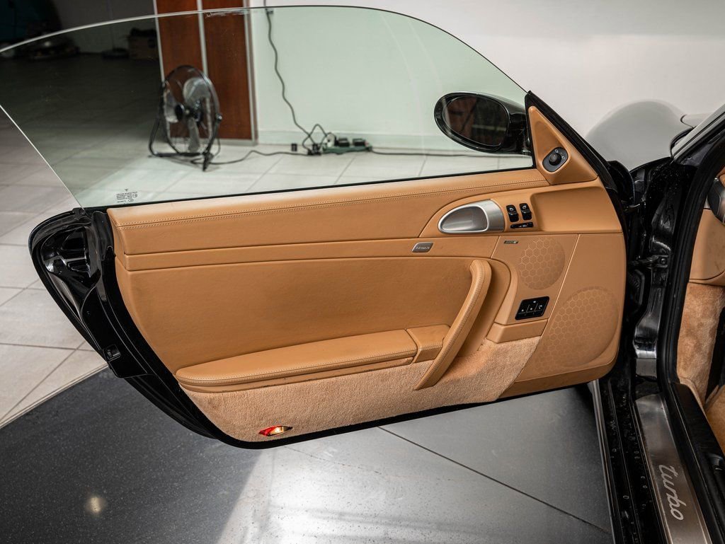Used 2008 Porsche 911 Turbo image 35
