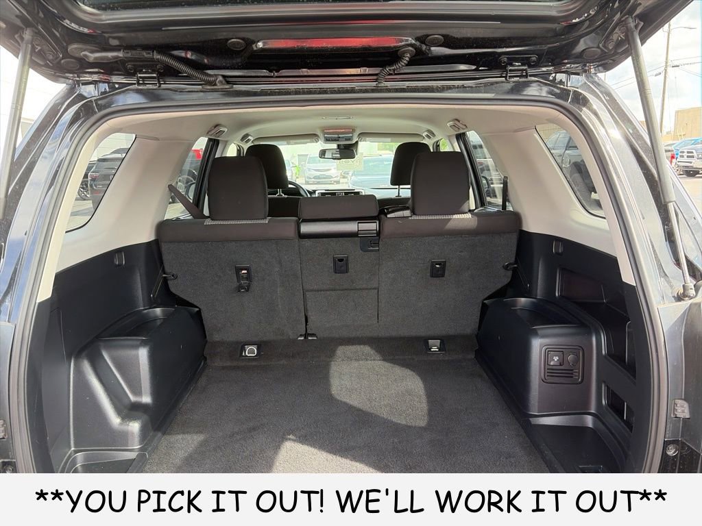 Used 2024 Toyota 4Runner SR5 AWD/4WD image 7