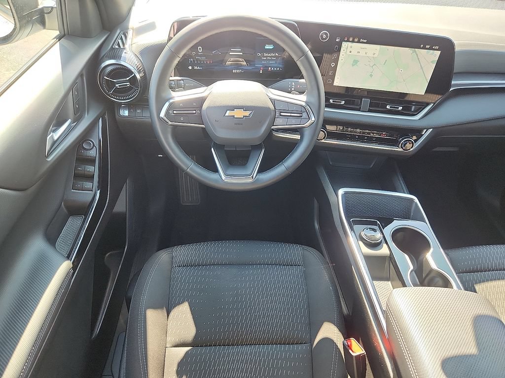 Certified 2026 Chevrolet Equinox LT FWD image 11