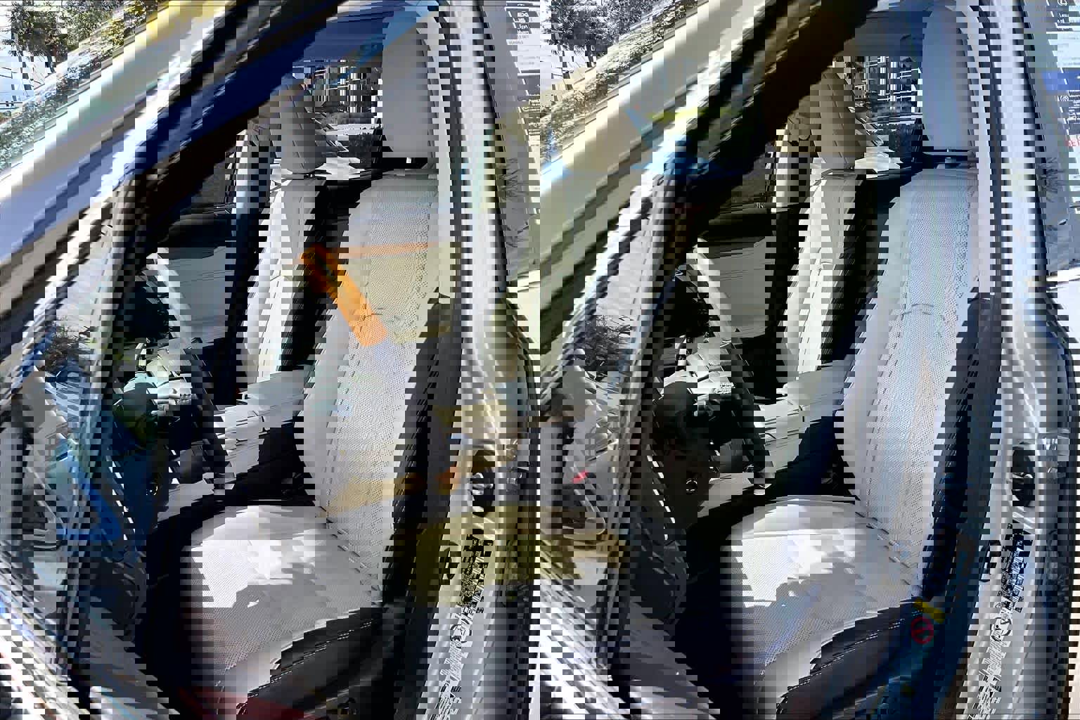 Used 2019 Lexus RX 450h AWD w/ Navigation Package image 8