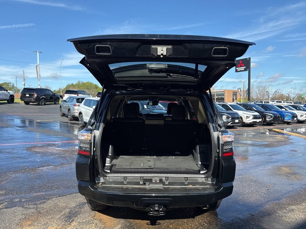 Used 2022 Toyota 4Runner SR5 image 8