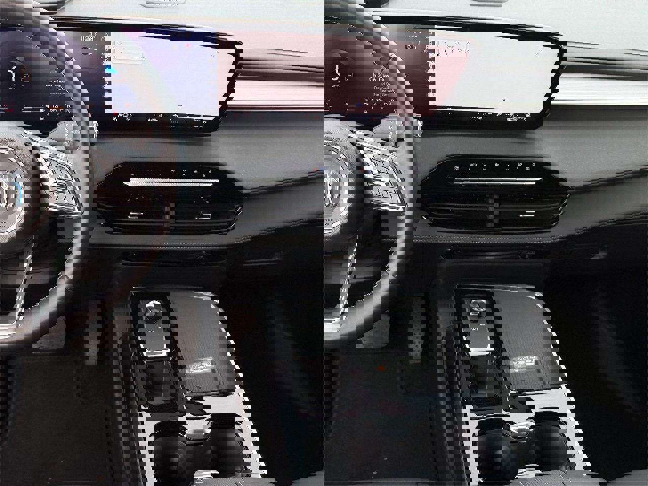 Certified 2025 Buick Enclave Preferred image 17