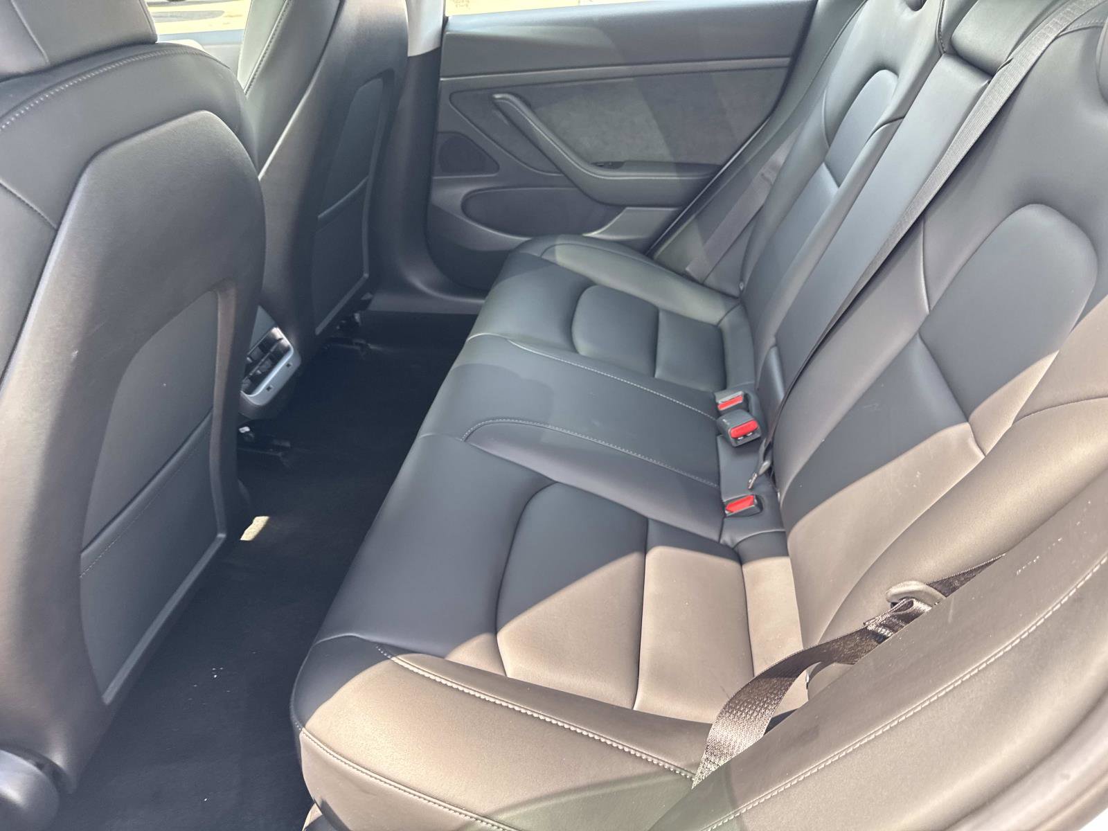 Used 2020 Tesla Model 3 Standard Range Plus RWD image 11