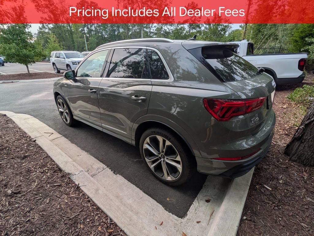 Used 2020 Audi Q3 2.0T Premium Plus w/ Premium Plus Package AWD/4WD image 4