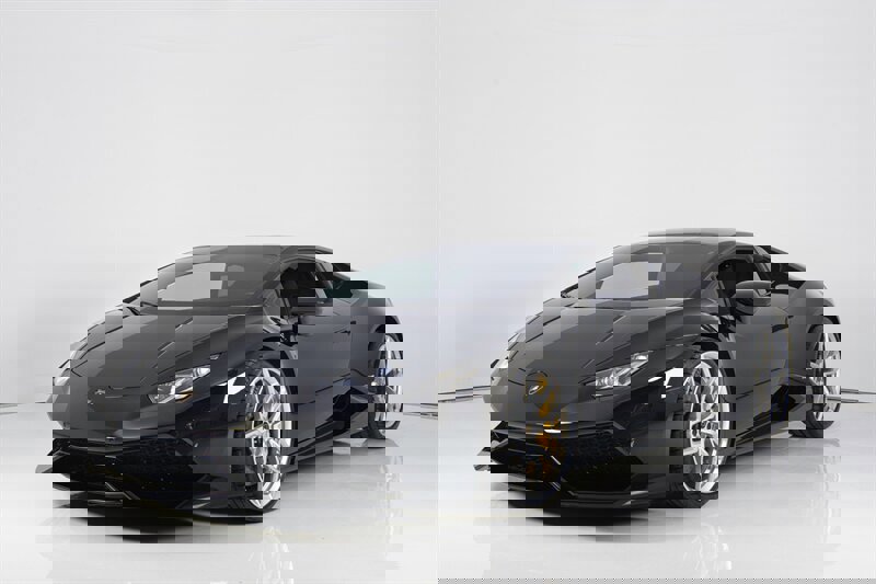 Used 2015 Lamborghini Huracan LP 610-4 AWD/4WD image 4