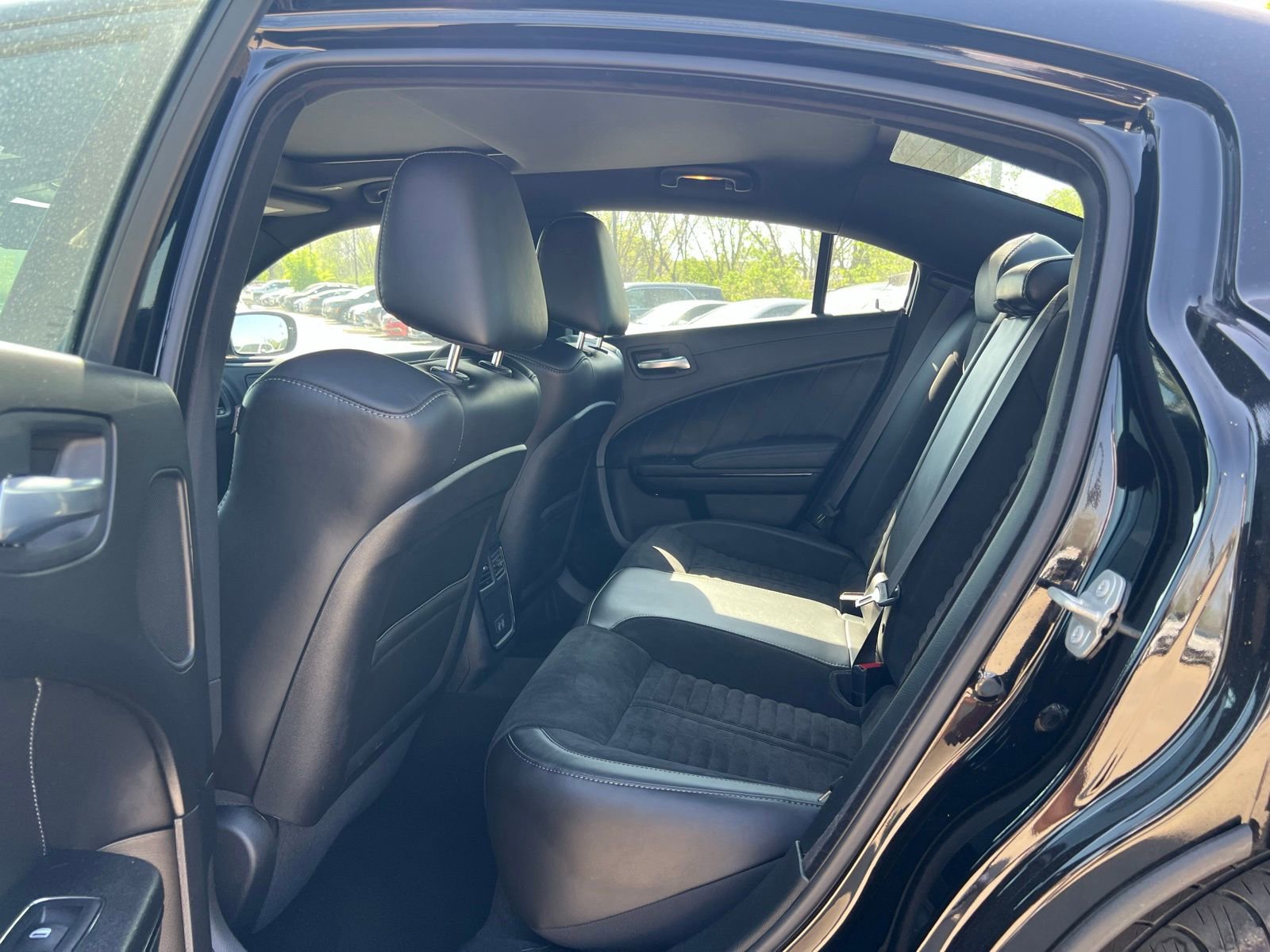 Used 2023 Dodge Charger Scat Pack w/ Daytona Edition Group image 17