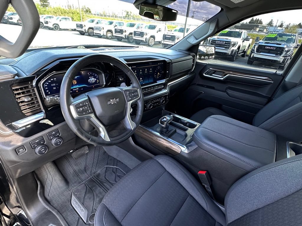 Certified 2023 Chevrolet Silverado 1500 RST w/ LPO, Dark Essentials Package AWD/4WD image 23