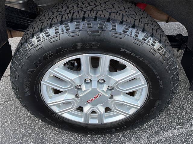 Used 2024 GMC Sierra 2500 SLE w/ SLE Value Package; AWD/4WD image 36