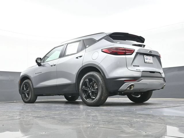 Used 2024 Chevrolet Blazer LT w/ Midnight/Sport Edition FWD image 43