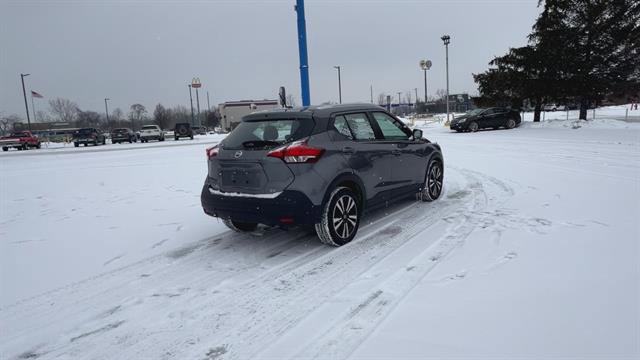 Used 2019 Nissan Kicks SV image 8