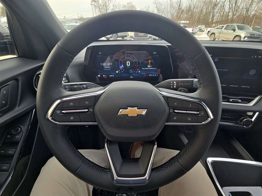 New 2026 Chevrolet Equinox LT image 11