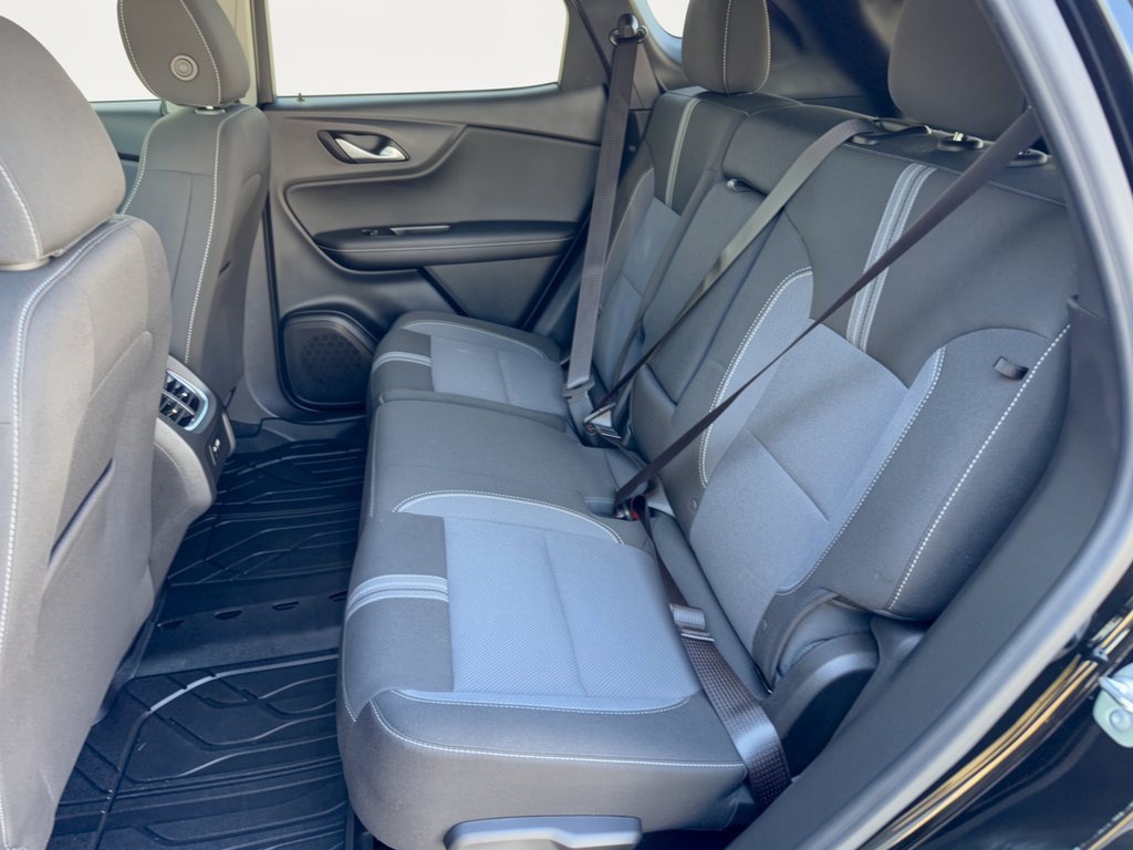 Used 2024 Chevrolet Blazer LT w/ Convenience Package FWD image 25