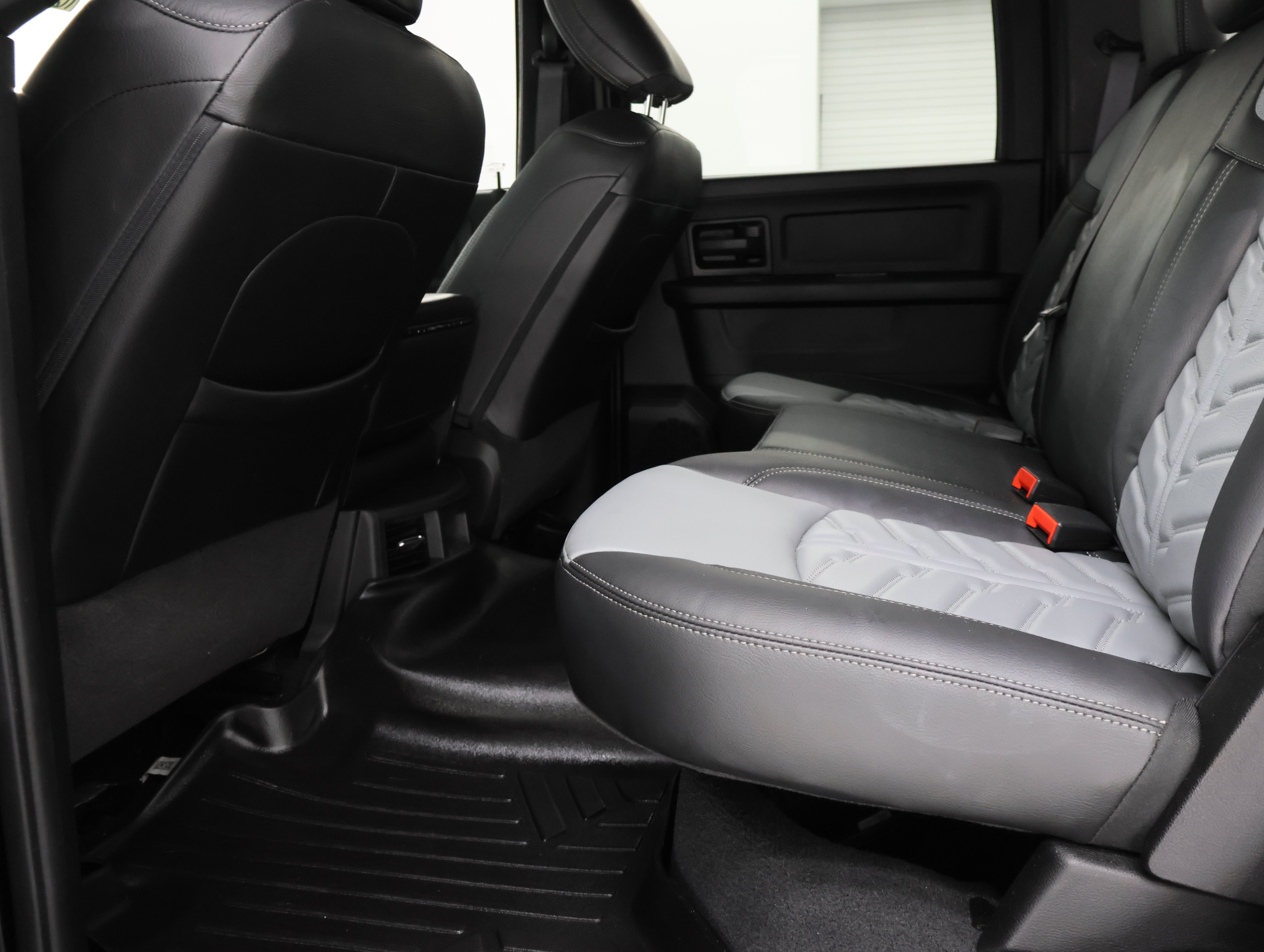 Used 2021 RAM 2500 Tradesman AWD/4WD image 35