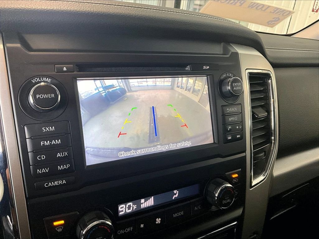 Used 2018 Nissan Titan PRO-4X w/ Pro-4x Convenience Package AWD/4WD image 19